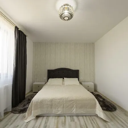 Lägenhet Apartament De Lux *