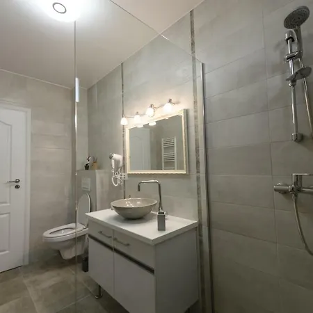Apartament De Lux アパート